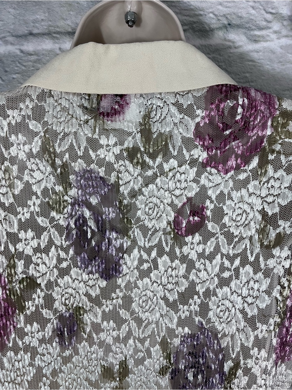 VTG 80’s 90’s Floral Sheer Lace Button Front Collared Lettuce Hem Crop Top - 8P - Picture 9 of 16